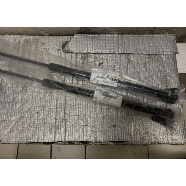 Shock bagasi HYUNDAI H1