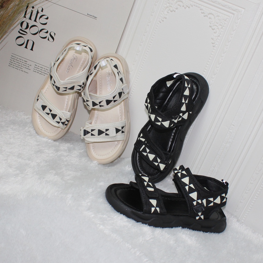 Free BOX Sandal Wanita Wedges Korean Style Elegant Sandal Cewek Hak Tinggi Model Kekinian Sandal Perempuan Fashionable NS208