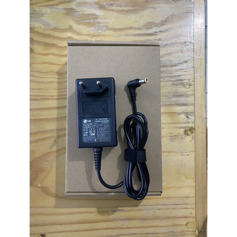 Adaptor Charger LED LCD Monitor TV LG 19v-1.3A DC:6.5*4.4