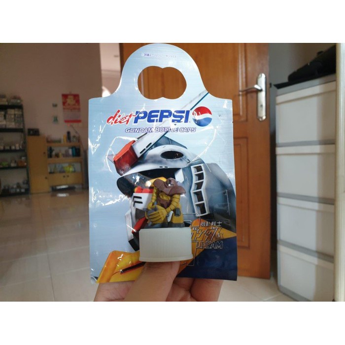 MINI FIGURE GUNDAM PEPSI BOTTLECAP GOGG ORI MURAH