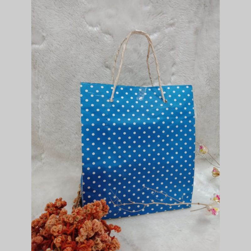 

paperbag polkadot