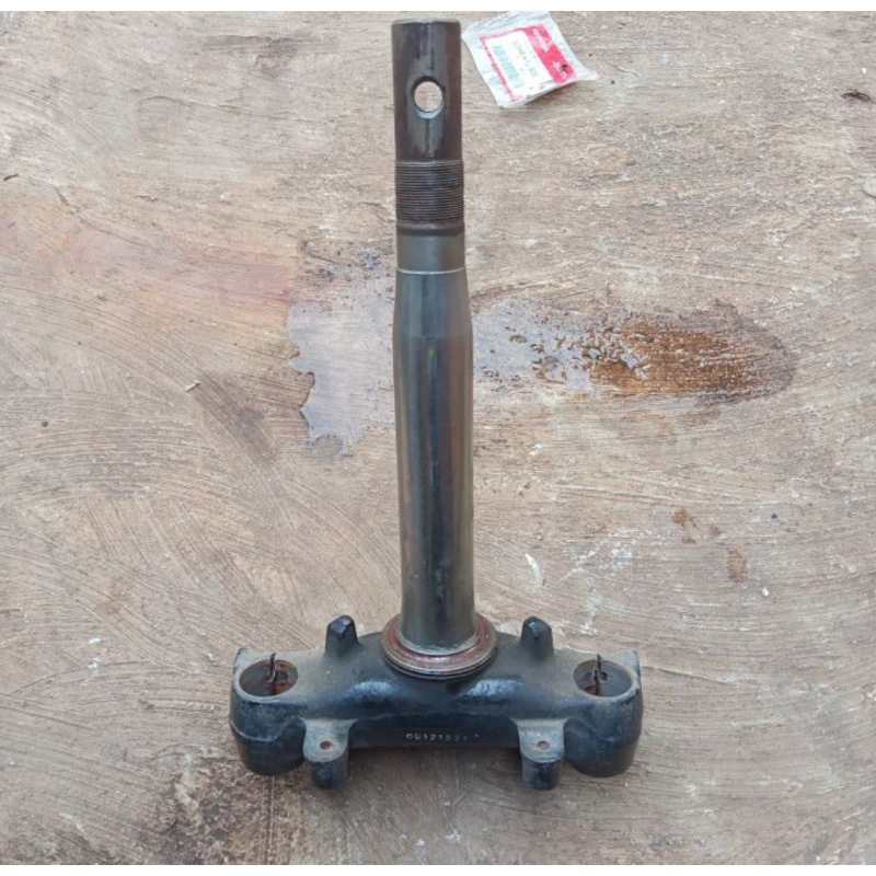 segitiga shock depan Vario techno 125 old original copotan motor,barang masih istimewa