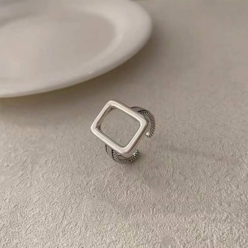 2pcs / Set Cincin Jari Telunjuk Model Terbuka Desain Geometri Hollow Asimetris