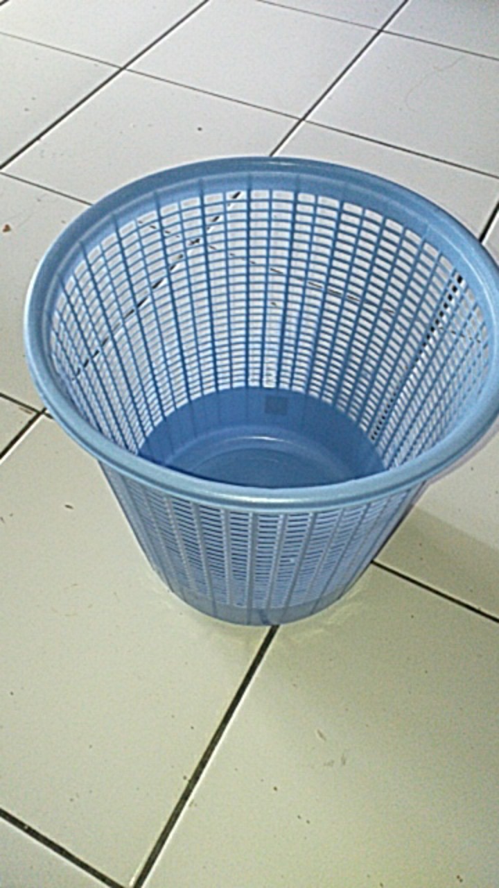 Keranjang Sampah Plastik Sunlife / Tong Sampah Plastik Besar