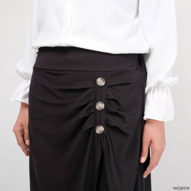 BLACK BUTTON RACELA Fit to L Fashion Bawahan Busana Muslim Trendy Rok Wanita