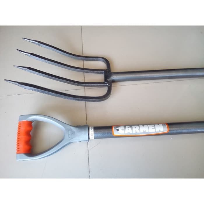 GARUK TANAH CARMEN / BESI GARUKAN TAMAN 4 GIGI / GARPU ALAT KEBUN⠀