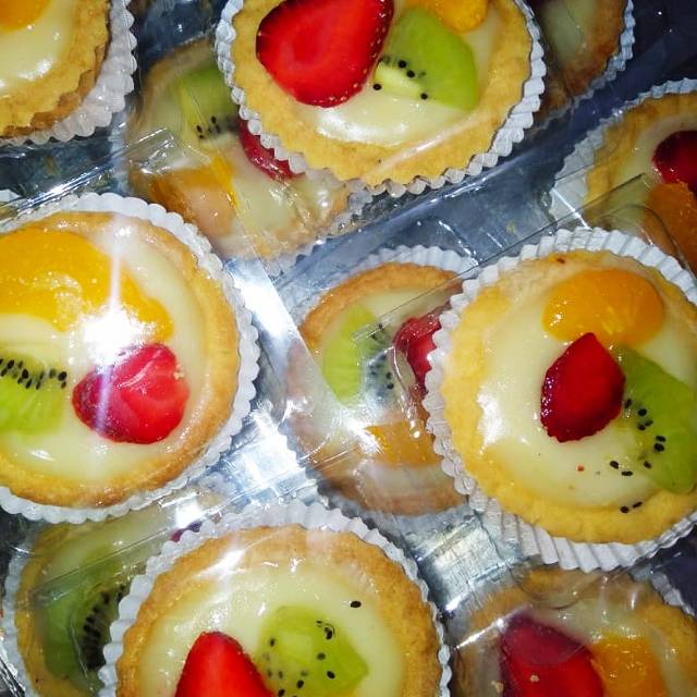 

Kue pie susu buah