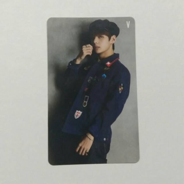 BTS V photocard run japan