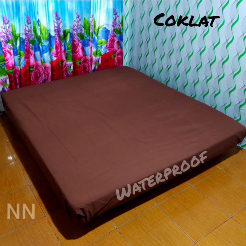 Sprei waterproof polos , sprei anti air-Coklat