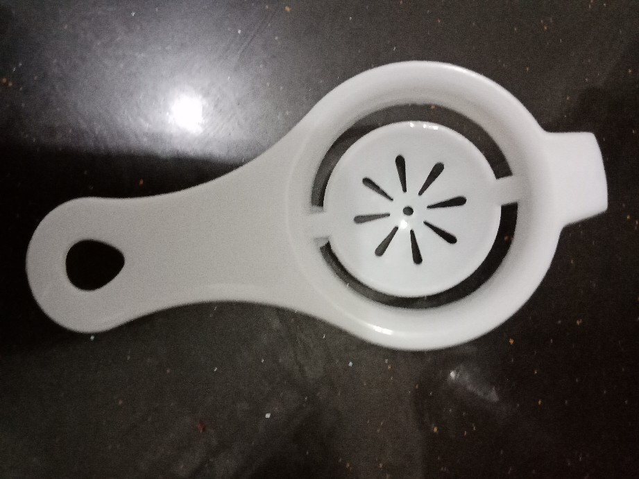 Penyaring Kuning Telur