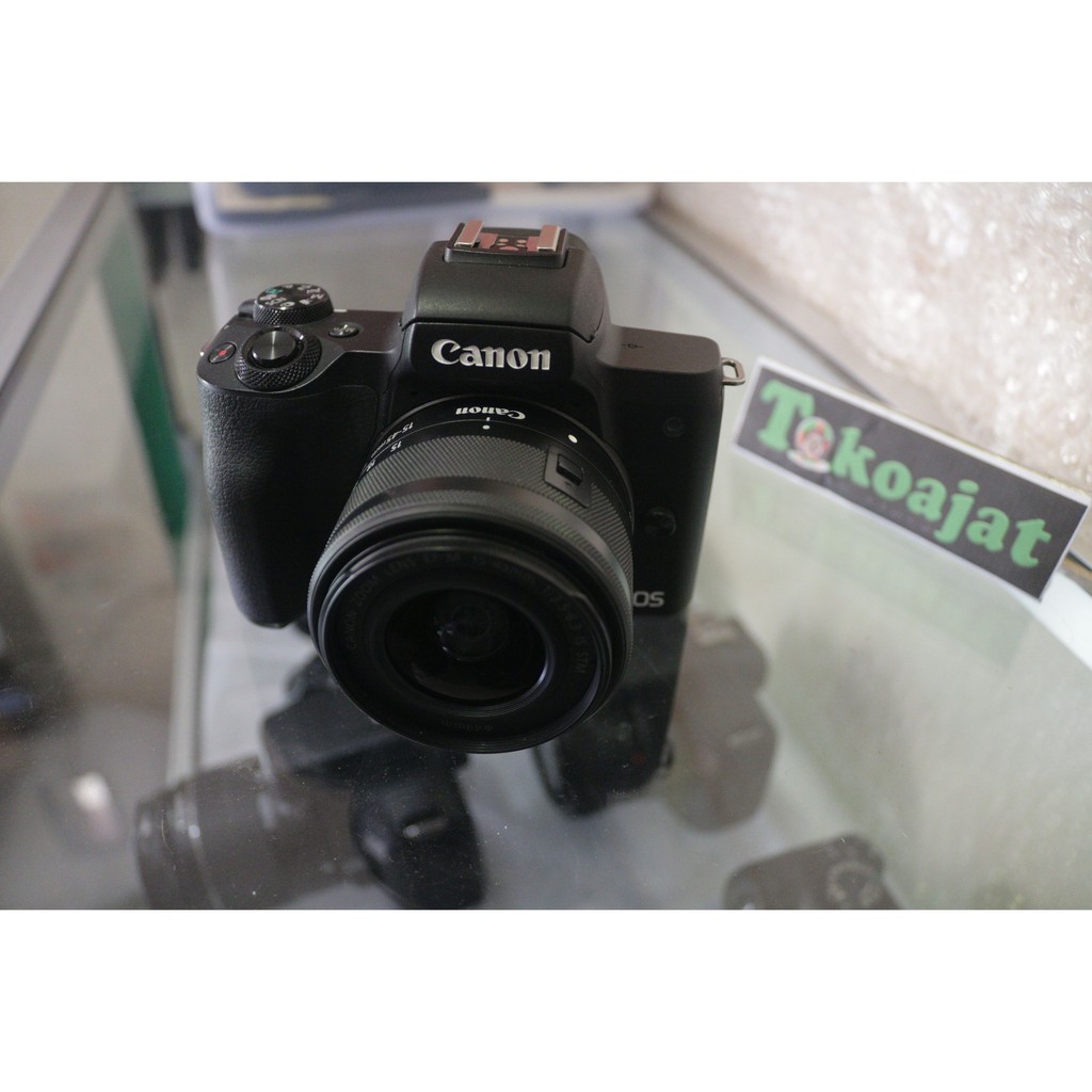 Mirorless Canon EOS M50
