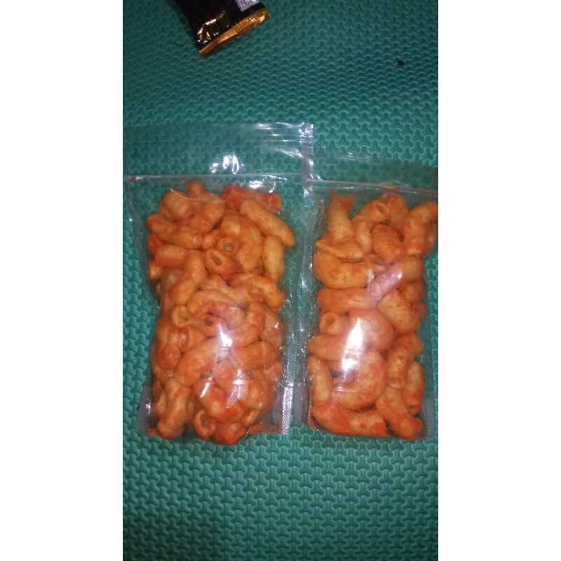 

makroni krupuk ukuran 14x22cm