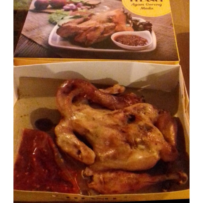 

Ayam Goreng Madu Pelangi Cafe