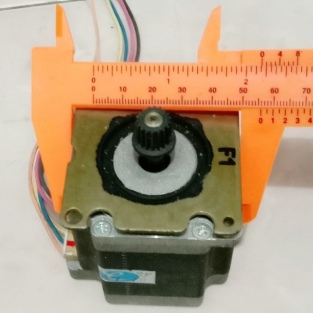 MOTOR STEPPER nema 23 HIBRID UNIPOLAR - BIPOLAR type KH56KM2U066