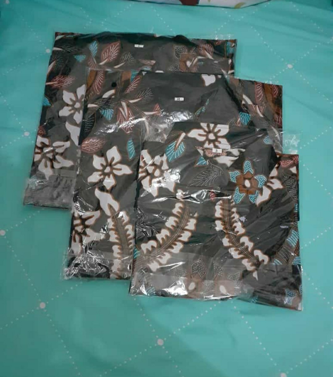 Baju Batik Keluarga Couple Ayah Anak Cowo Motif Cendrwasih