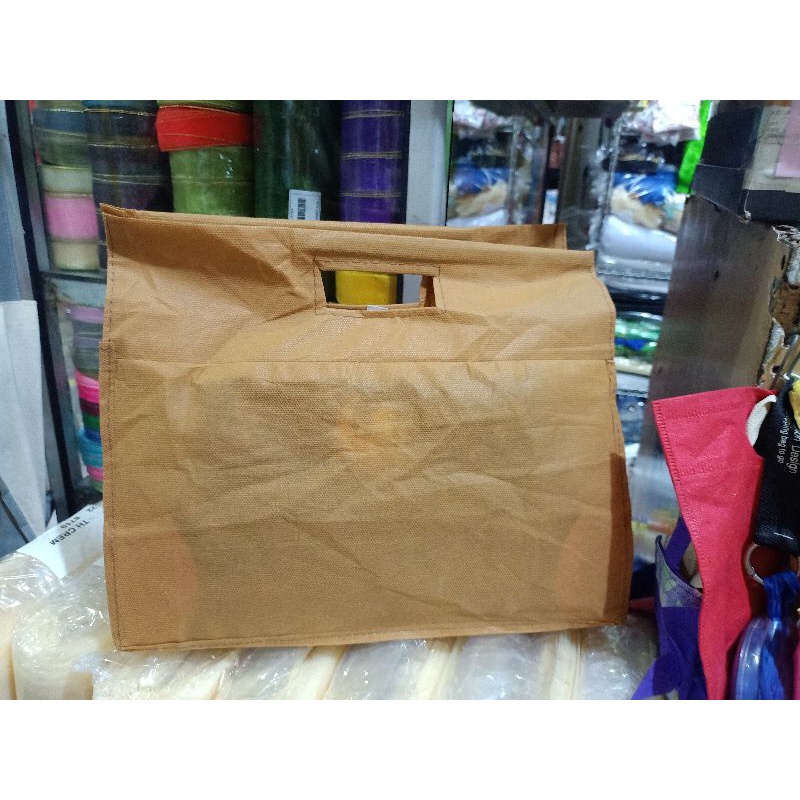 

tas bambu buat bronis ukuran 30 isi 12 pcs terlaris