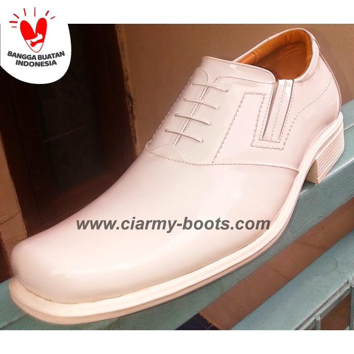 Dijual Sepatu Pantofel Kulit PUTIH |PDH | PDL | Ciarmy C-050P - 39 Diskon