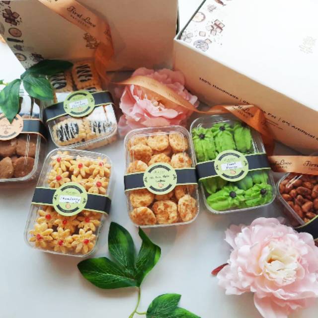 

PARCEL cookies 6 pack By First Love Patisserie