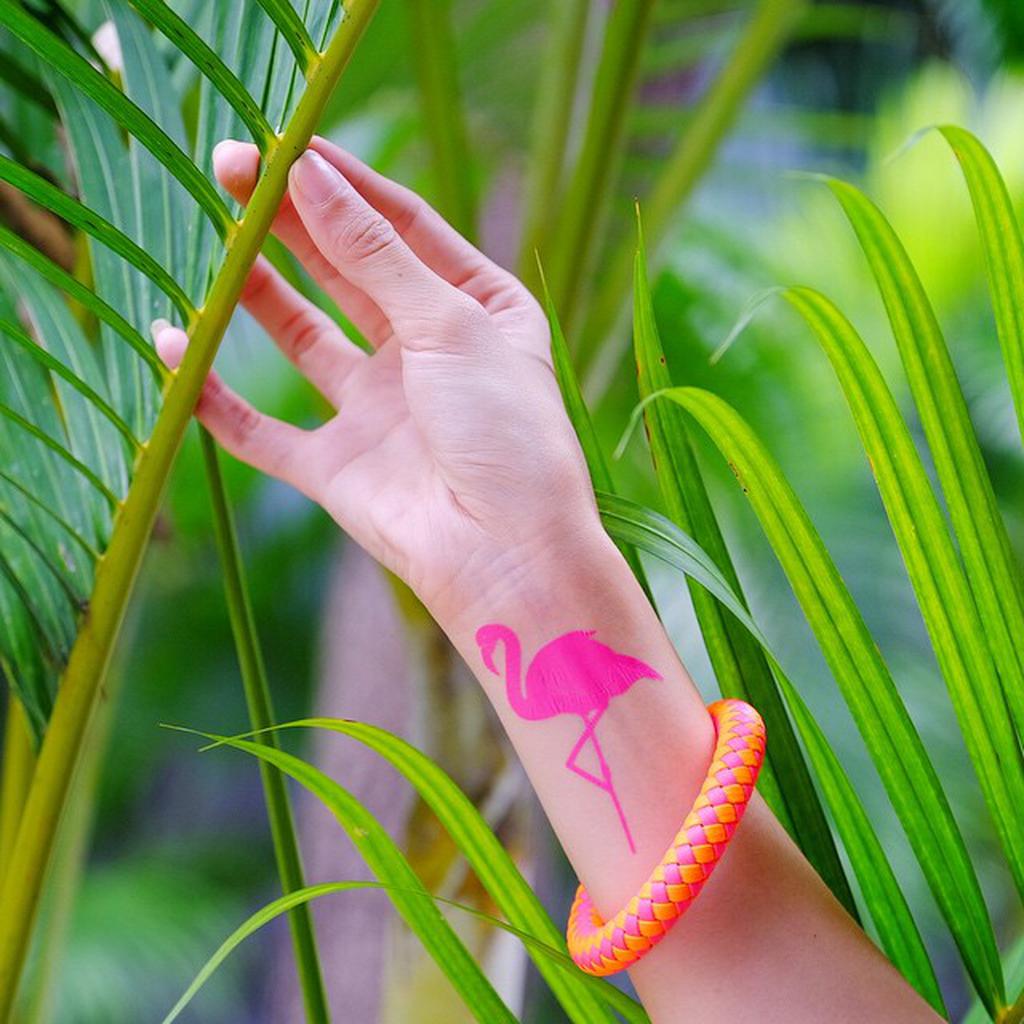 

POTATOO NEON FLAMINGO Temporary Tatto Sticker