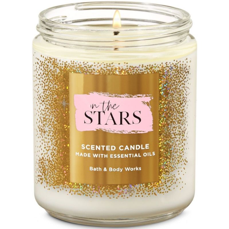 BATH &amp; BODY WORKS BBW IN THE STARS ITS MADE WITH ESSENTIAL OILS WHITE BARN 1 SINGLE WICK SCENTED CANDLE 198 G PENGHARUM RUANGAN