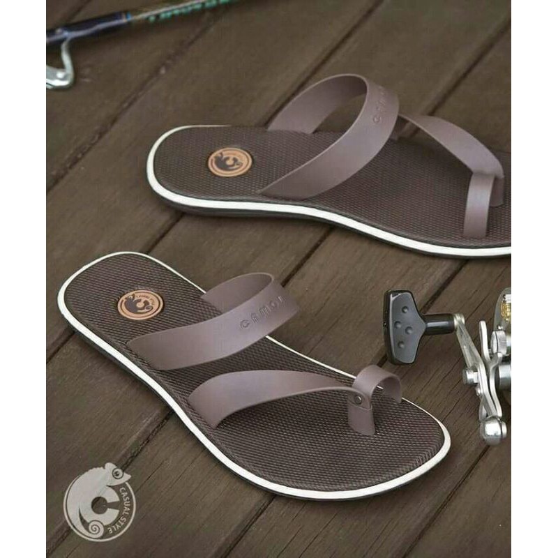 sandal watchout