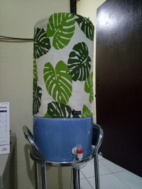 Cover Sarung Penutup Pelindung Galon Aqua - Motif Daun Monstera