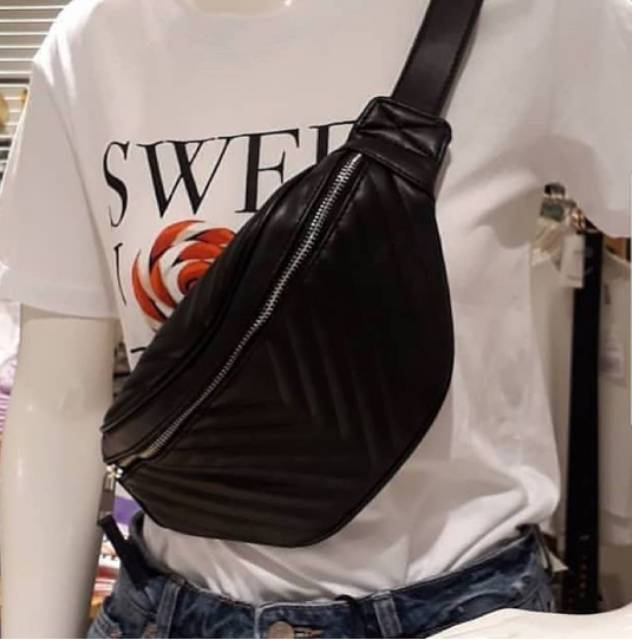 stradivarius waist bag  / stradivarius belt bag / stradivarius chevron / tas pinggang wanita
