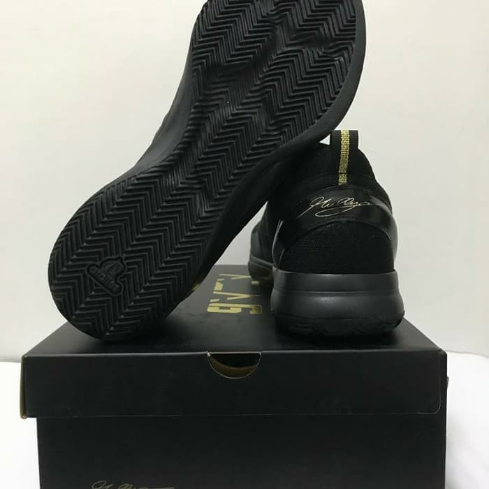 SALE SEPATU DBL ARDILES AZA 6 SEPATU OLAHRAGA BASKET ORIGINAL - Hitam 39