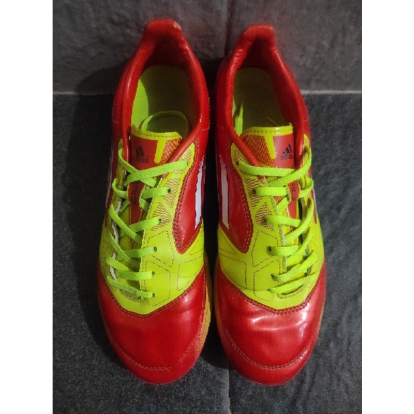 Sepatu Bola Adidas F10 Size 39 1/3 (24,5cm)