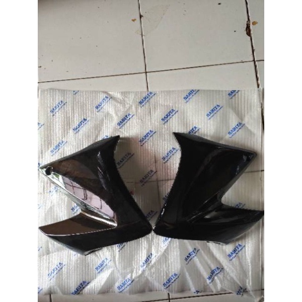 Sayap Samping Kiri Kanan Vixion Old Lama Atau Vixion 2010-2012 Hitam