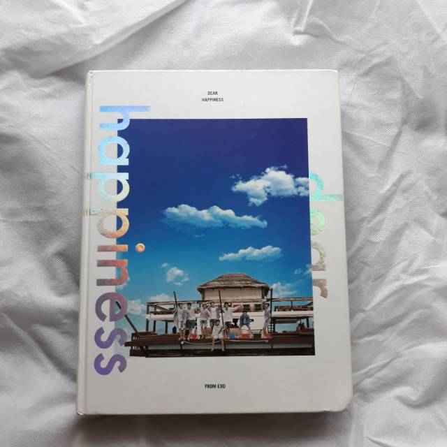 EXO - DEAR HAPPINESS PHOTOBOOK