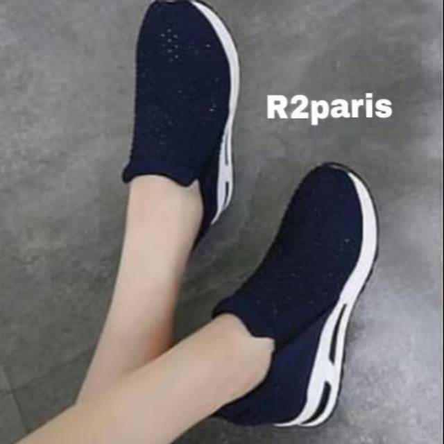 ZPT-Sepatu sneakers polos wanita OF-86