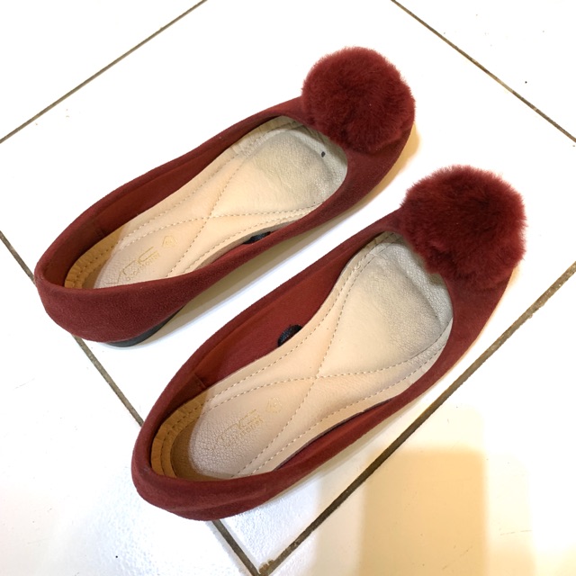 Preloved flats sandal vincci vnc bulu fur