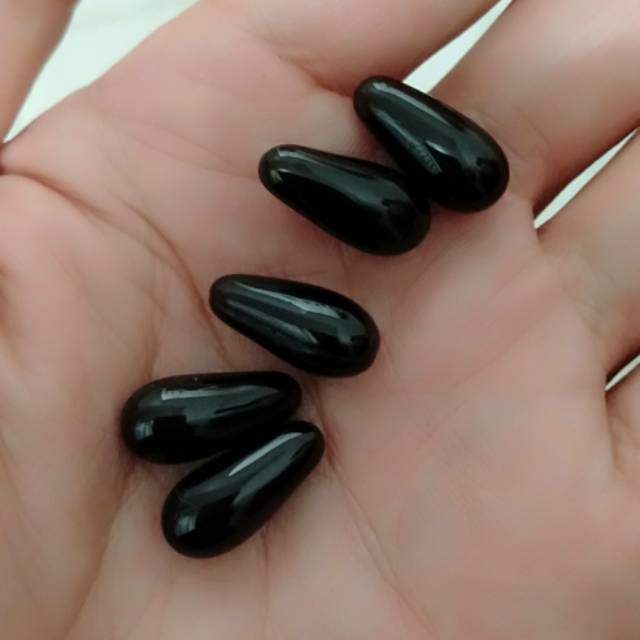 S LUTENA NATURALLY PLUS SOFGEL WARNA HITAM 100% S lutena Naturally plus