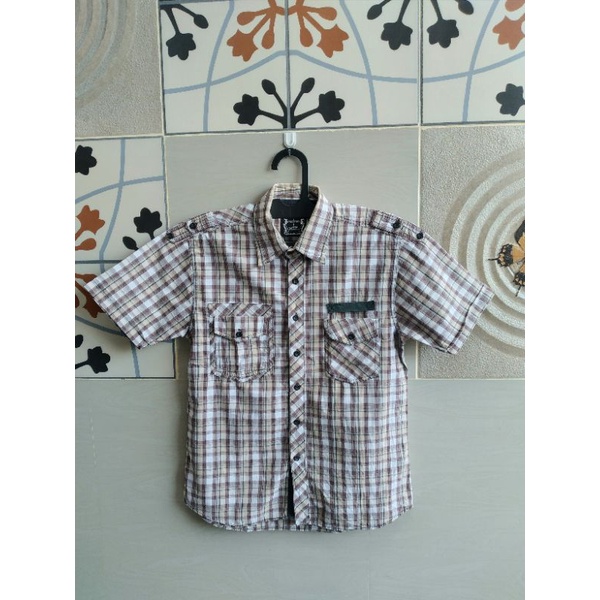 PRELOVED Kemeja Pria Lengan Pendek Merk EZIO PREMIUM Size L