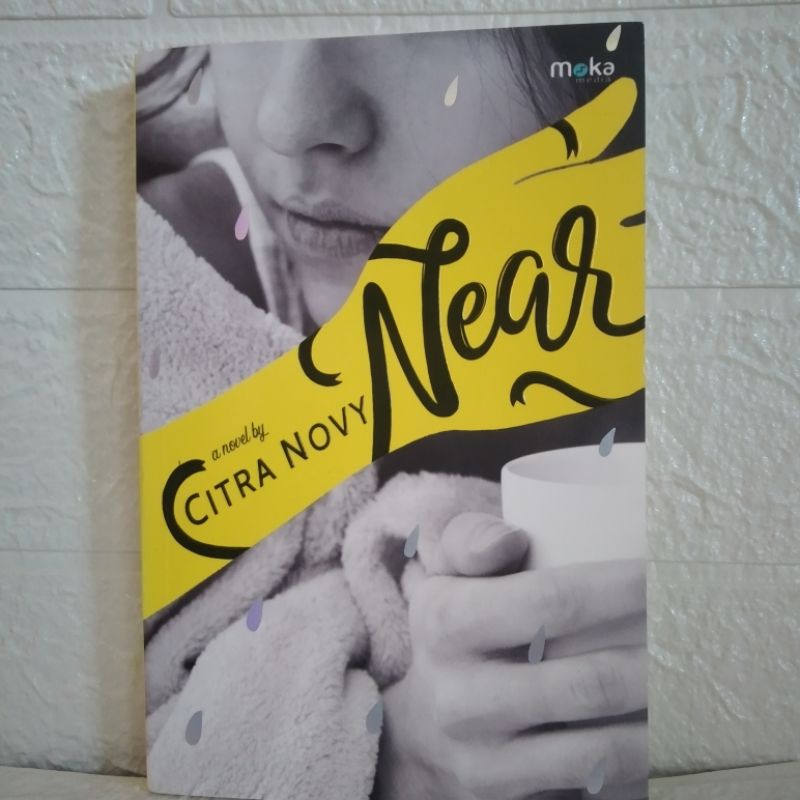 NOVEL NEAR (CITRA NOVY) PRELOVED