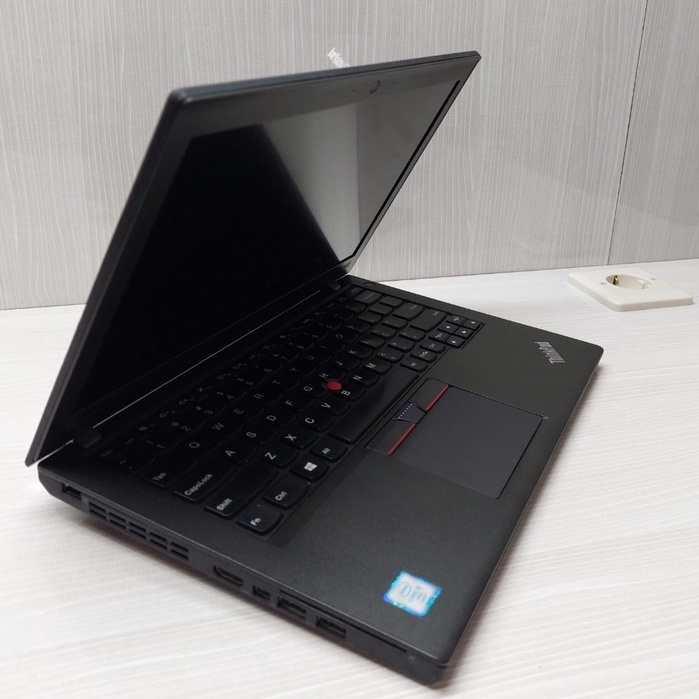 Laptop Lenovo Thinkpad X260 i5 Gen4 6 Ram 8GB SSD 256GB Second Like New