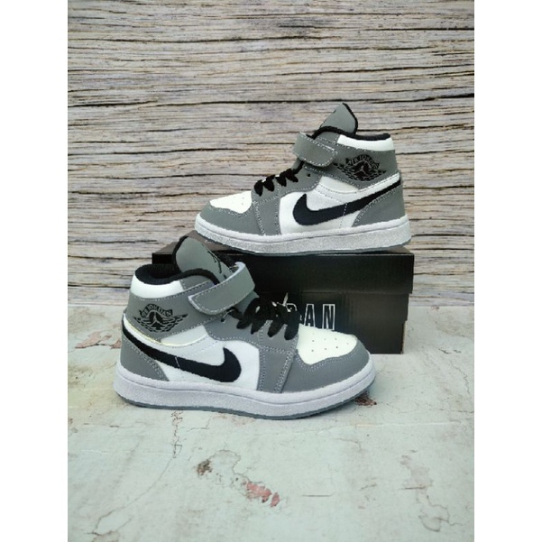 SEPATU ANAK LAKI LAKI NIKE AIR JORDAN GREY GRADE ORI SEPATU JORDAN ANAK