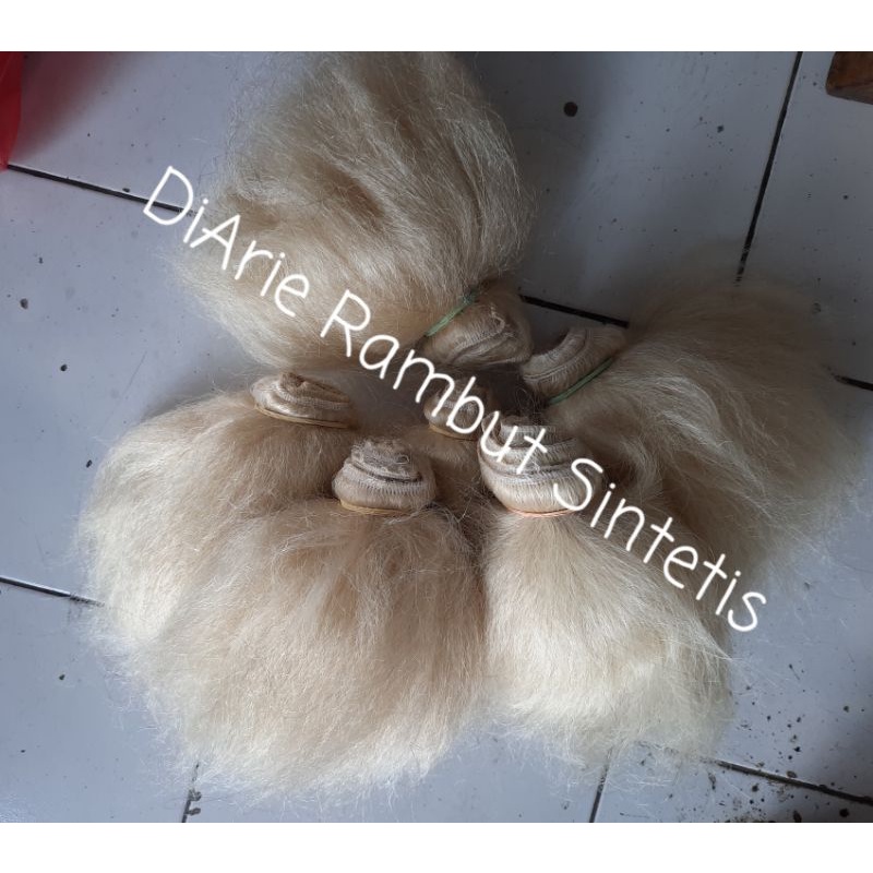 Rambut sintetis 20cm kiloan