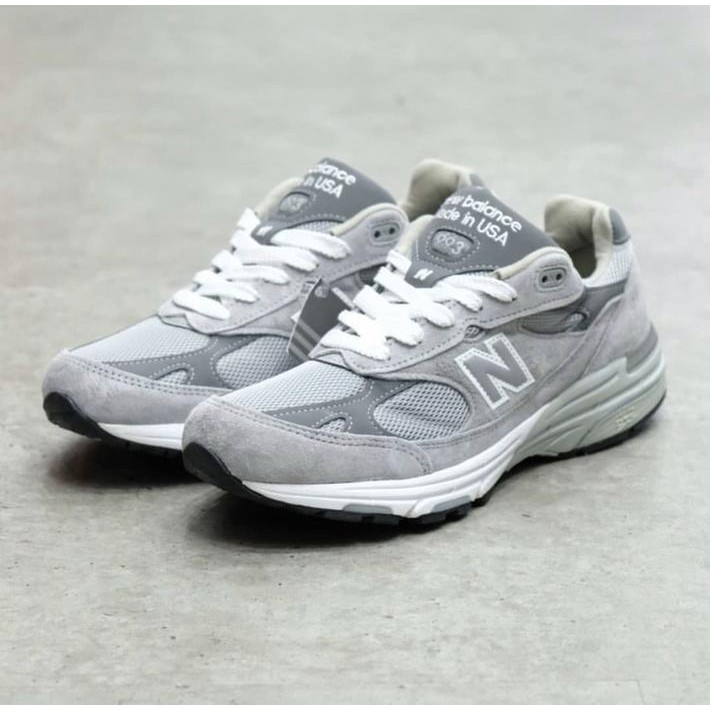 new balance 993 42.5