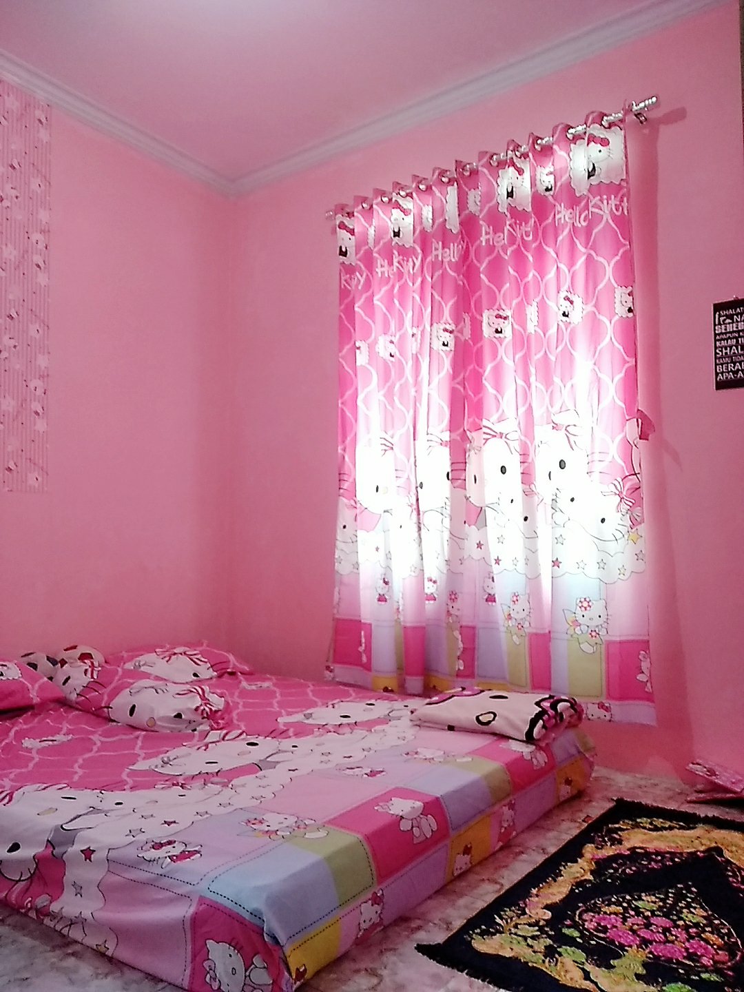 Sprei Hello Kitty