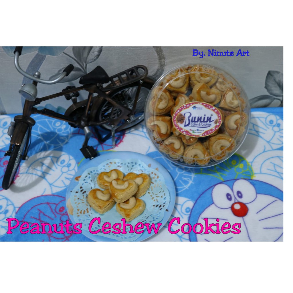 

Peanuts Chashew Cookies - Kue Kacang