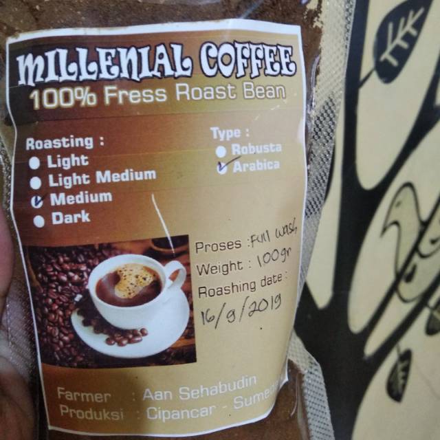 

Millenial coffee adalah kopi yg di tanam sendiri dengan proses yang turun temurun