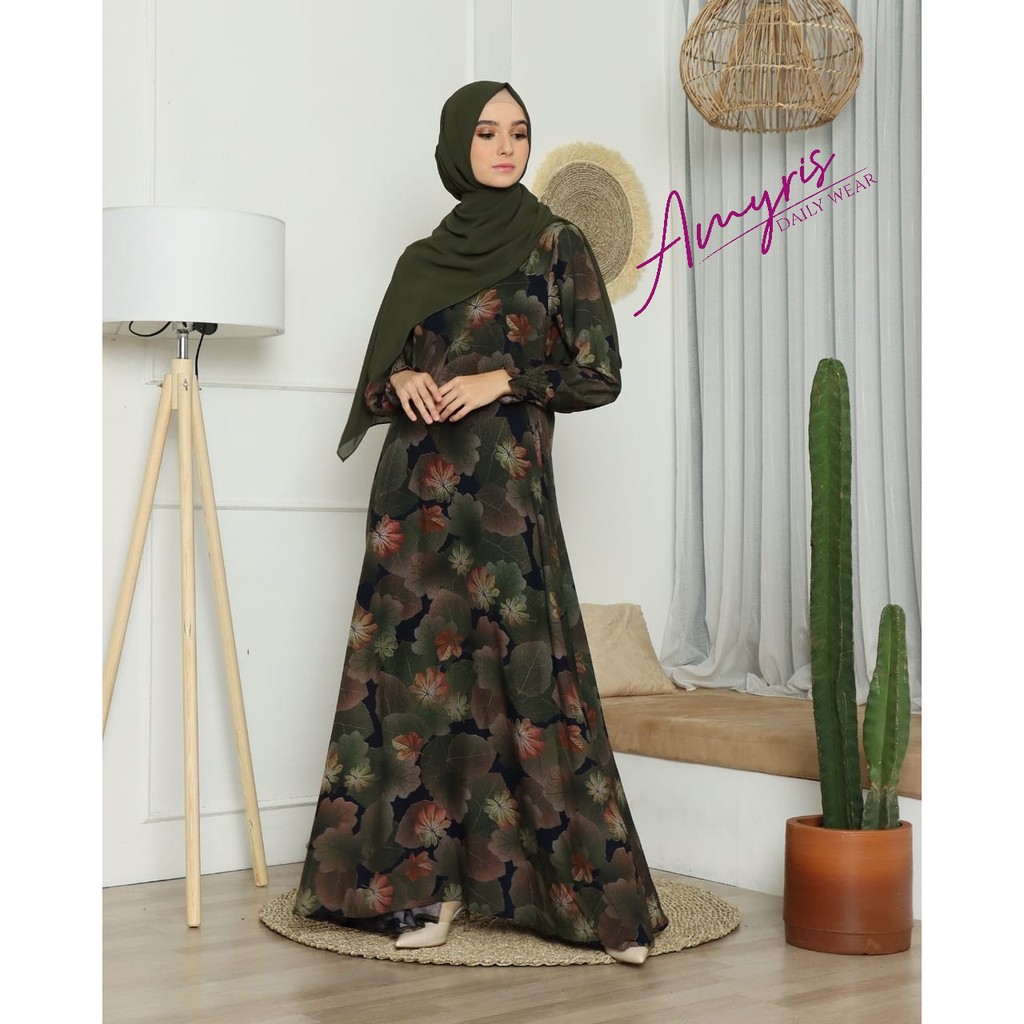 luna dress by amyris