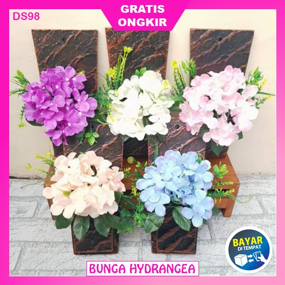 Bunga Tanaman Hias Hiasan Plastik Dinding Artificial Artifisial Murah Indoor Dekorasi Ruang Tamu