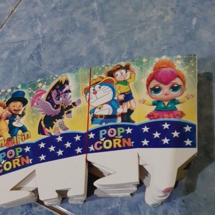 

DISKON !! 8.8 KERTAS POPCORN 9 X 5 CM,KEMASAN POPCORN, DUS POPCORN, WADAH POPCORN, KOTAK POPCORN [KODE 431]