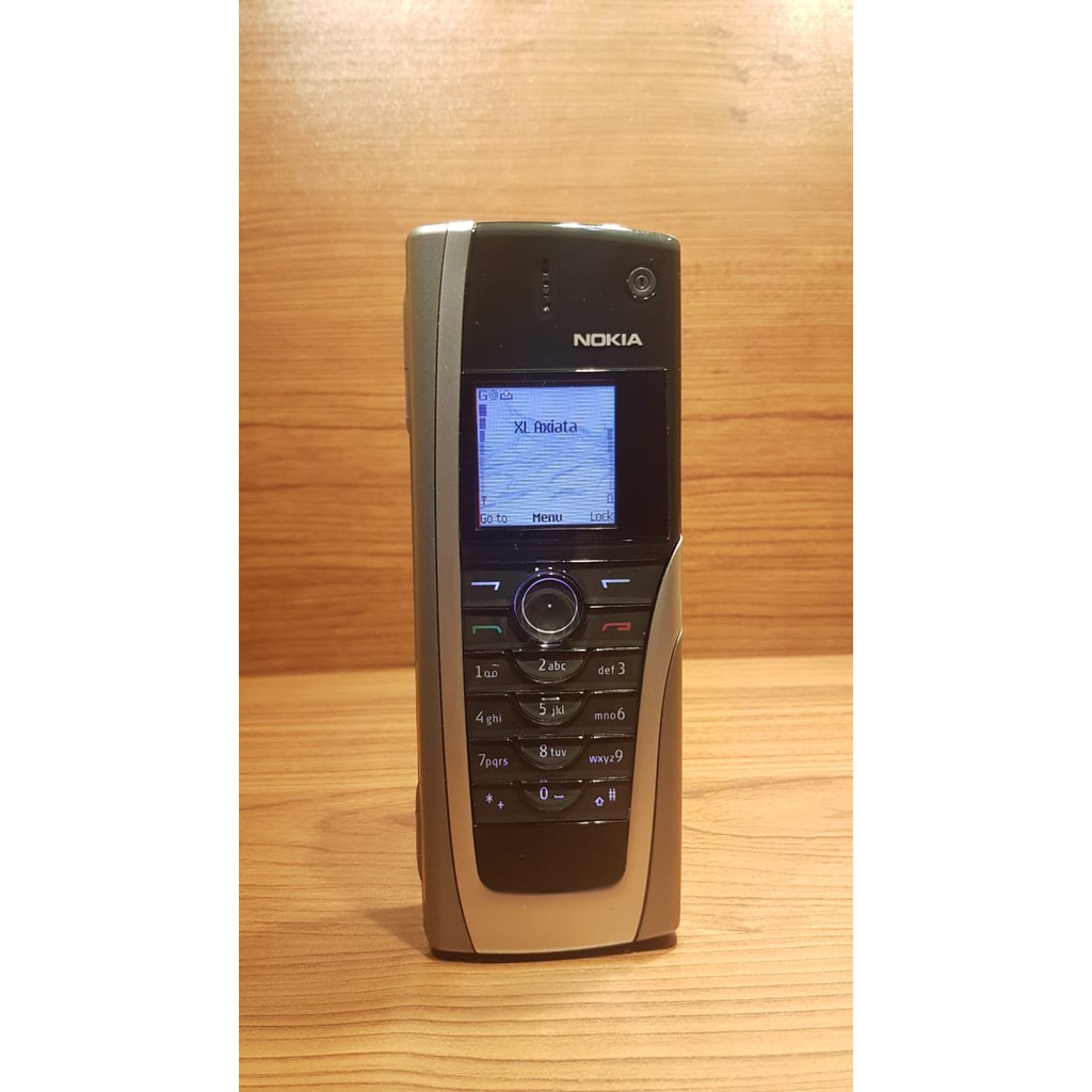 HP Handphone Nokia 9500 Communicator Mulus Original not 9210 atau 9300 atau 8800 atau Sirocco atau E