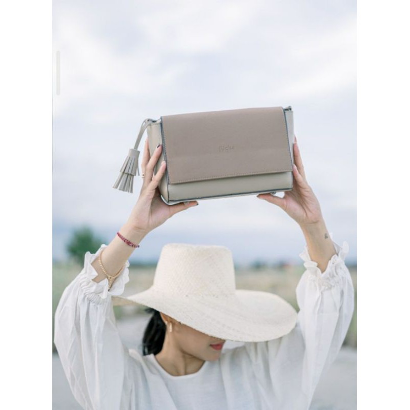 Sling Bag Flicka Kode W 282