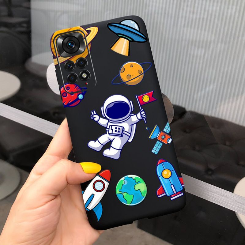 Case Astronot Xiaomi Redmi Note 11 / Redmi Note 11S