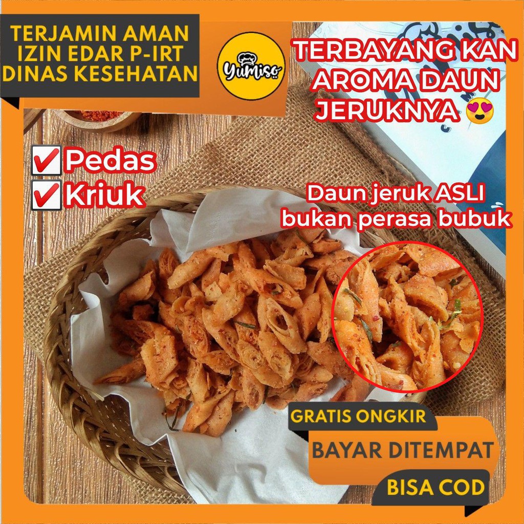 

Yumiso Lumpia Kering Pedas Daun Jeruk 165g - Cemilan Crispy Keripik Kulit Gulung Goreng Lumring Mini